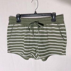 5/$25 Cleo Petites Green White Striped Cotton Blend Shorts MP